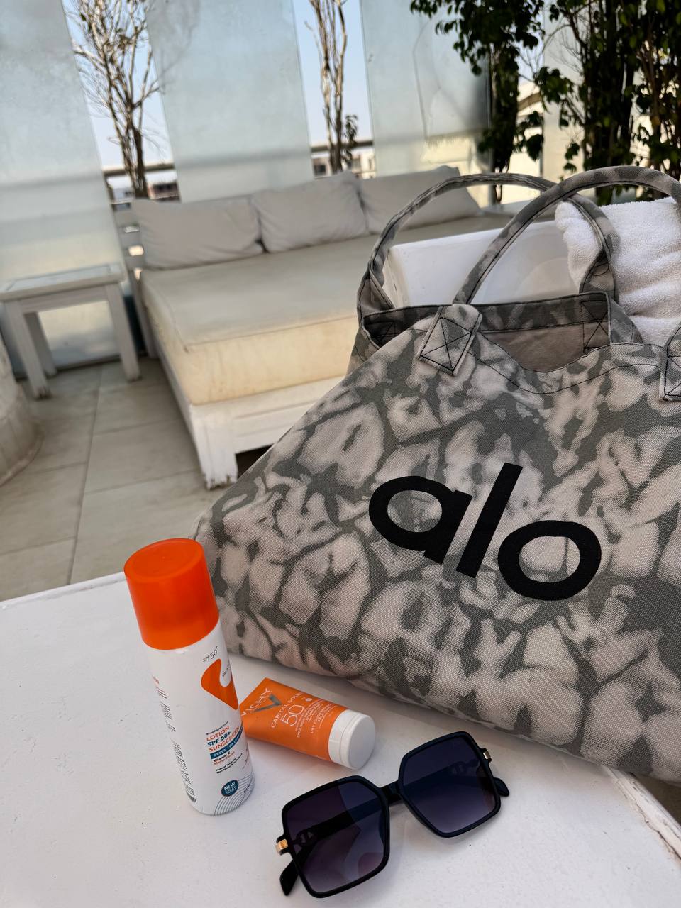 Alo Tote Bag New Blue