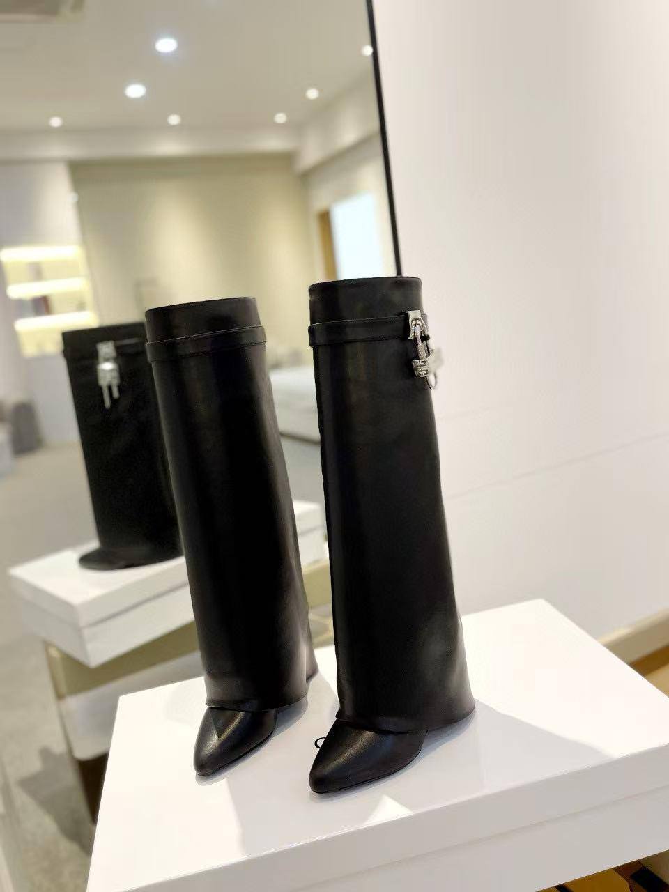 Givenchy 'shark Lock' Boots