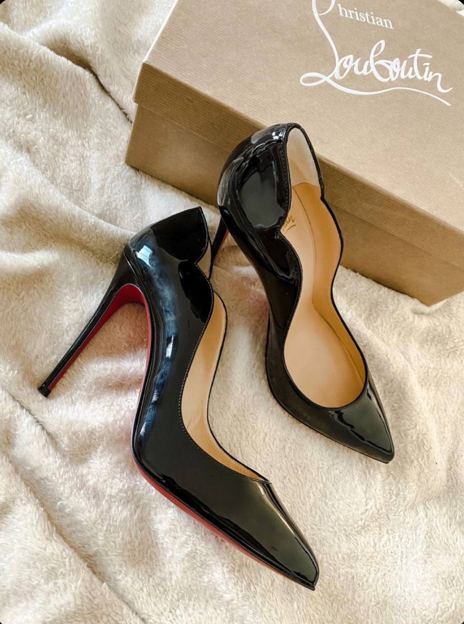 CHRISTIAN LOUBOUTIN  Hot Chick