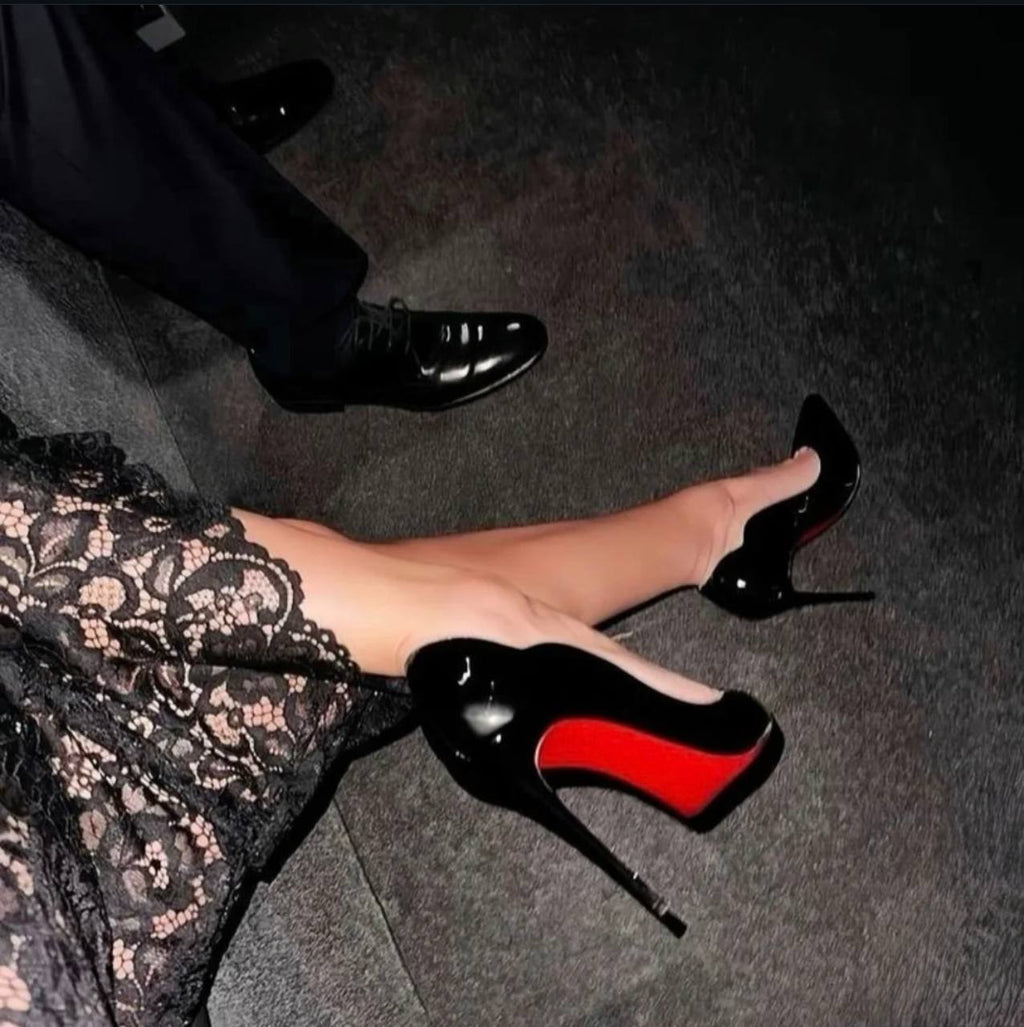 CHRISTIAN LOUBOUTIN  Hot Chick