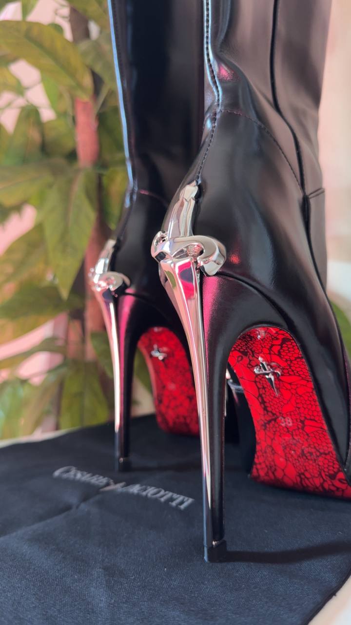 Cesare-Paciotti-Dagger BOOTS