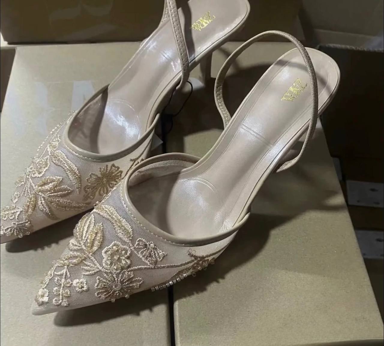 Zara’s bridal heels