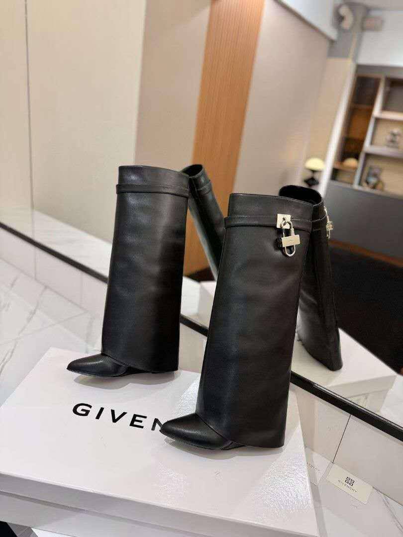Givenchy 'shark Lock' Boots