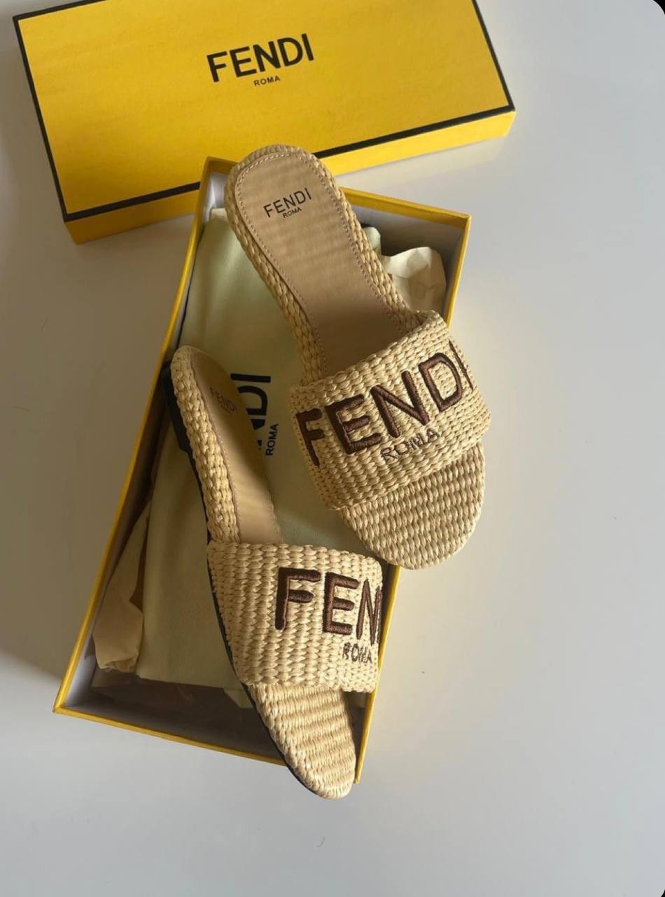 Fendi summer slippers